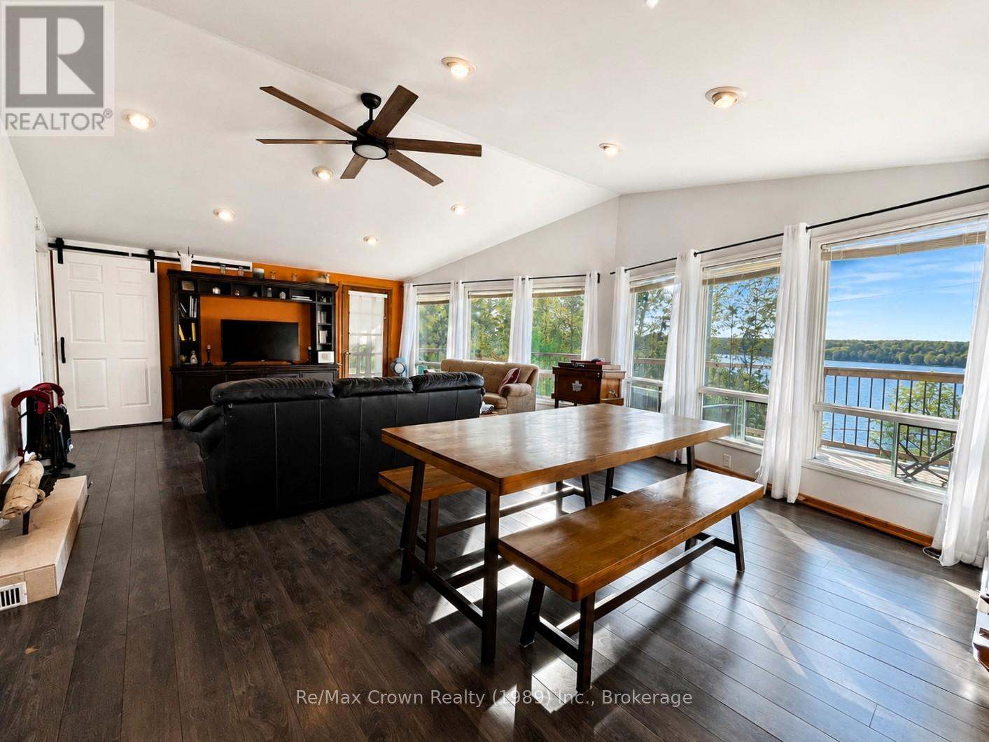 581 Limberlost Point Road, Parry Sound Remote Area, Ontario  P0H 2R0 - Photo 15 - X13410090