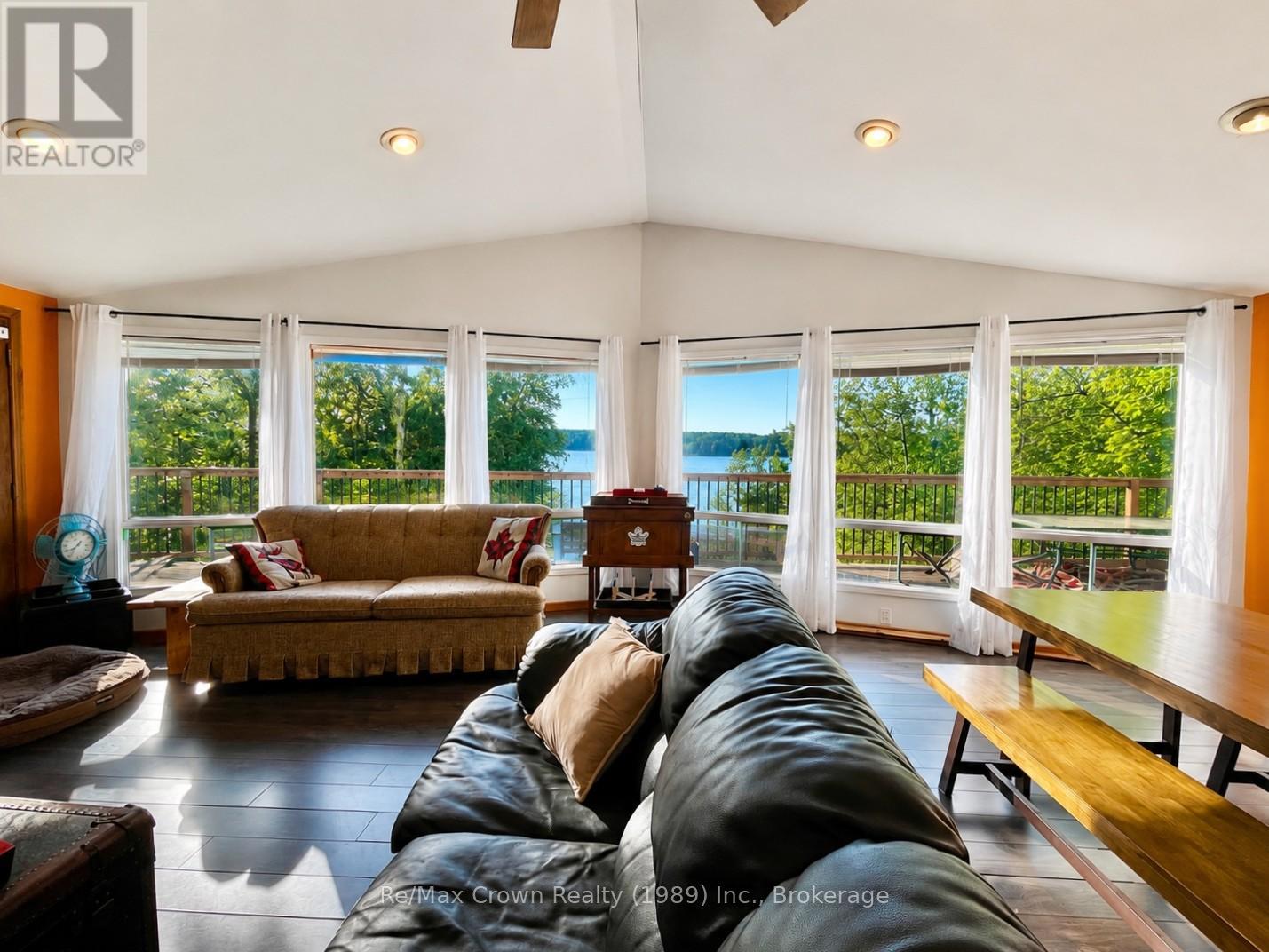 581 Limberlost Point Road, Parry Sound Remote Area, Ontario  P0H 2R0 - Photo 17 - X13410090