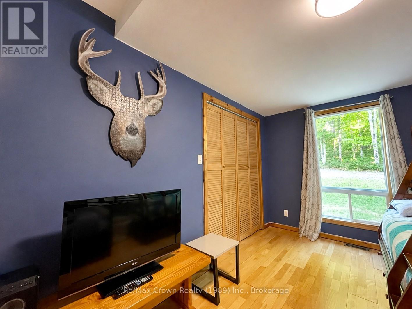 581 Limberlost Point Road, Parry Sound Remote Area, Ontario  P0H 2R0 - Photo 21 - X13410090