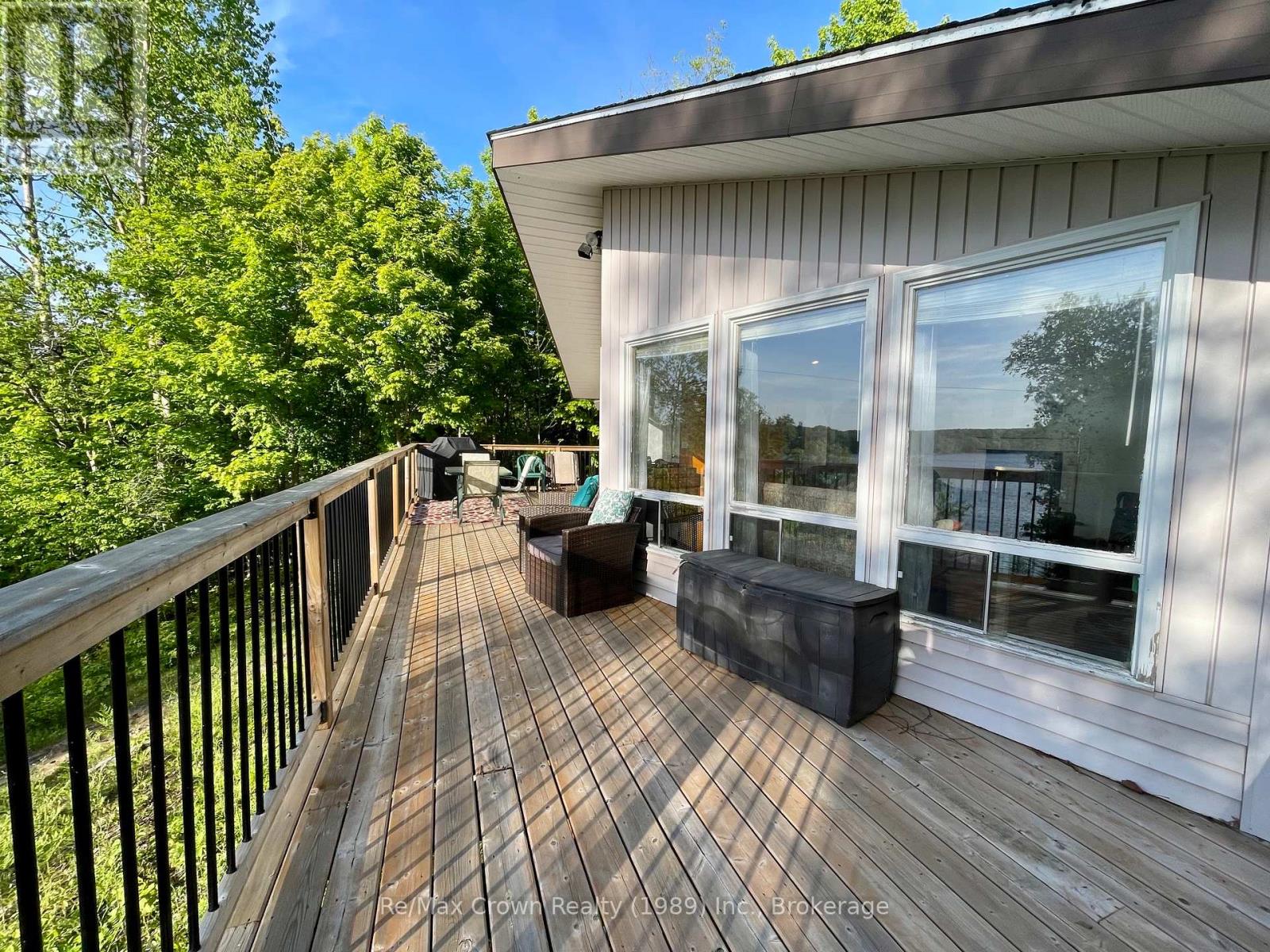 581 Limberlost Point Road, Parry Sound Remote Area, Ontario  P0H 2R0 - Photo 30 - X13410090
