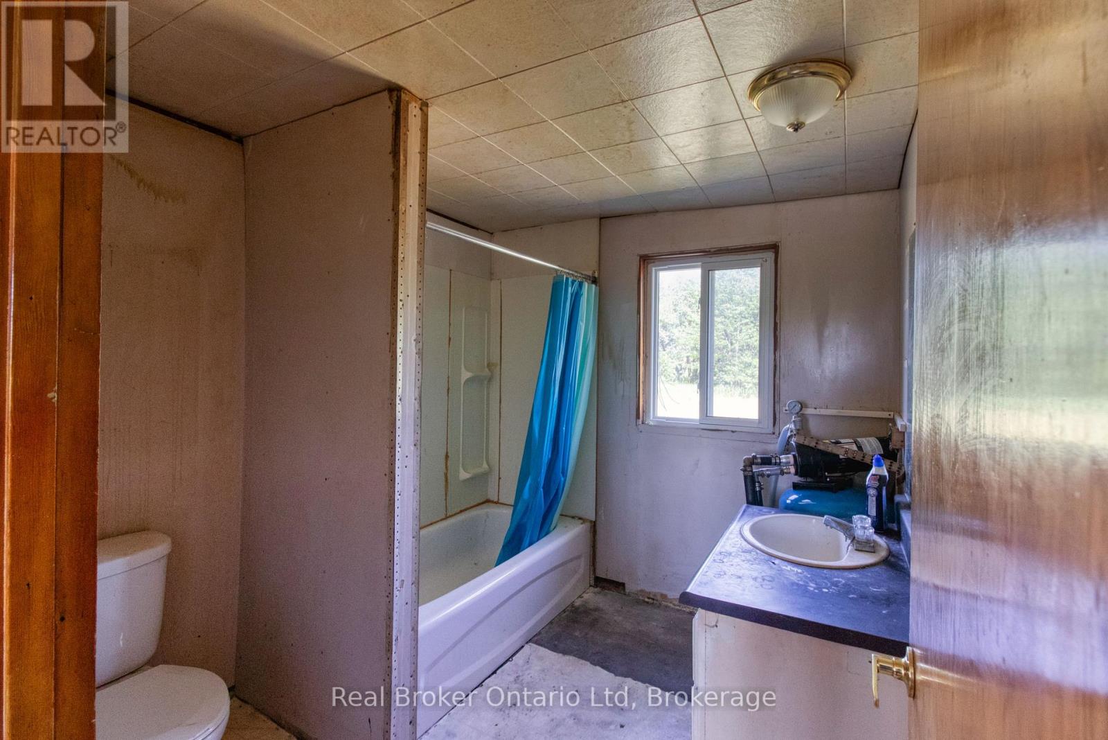 310009 Kemble Rock Road, Georgian Bluffs, Ontario  N0H 1S0 - Photo 15 - X13410270