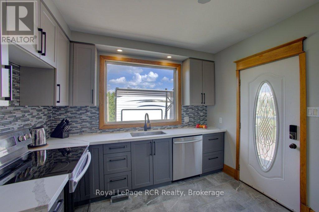 8321 89 Highway, Wellington North, Ontario  N0G 1N0 - Photo 16 - X13410310