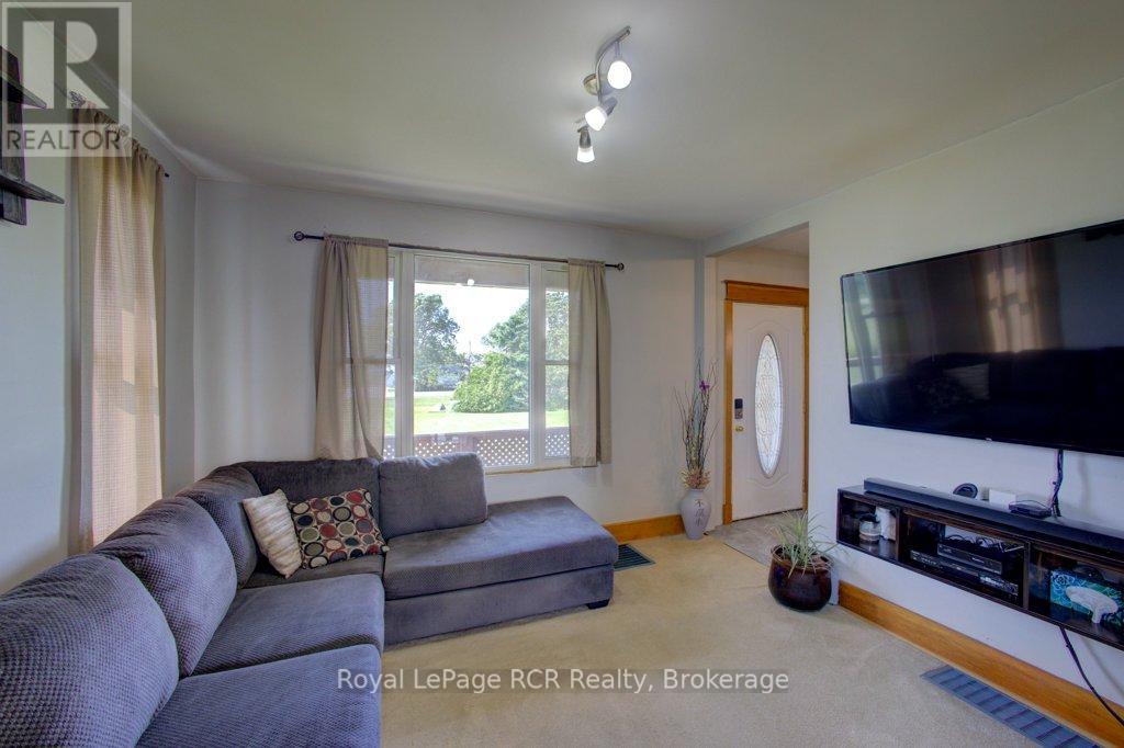 8321 89 Highway, Wellington North, Ontario  N0G 1N0 - Photo 8 - X13410310