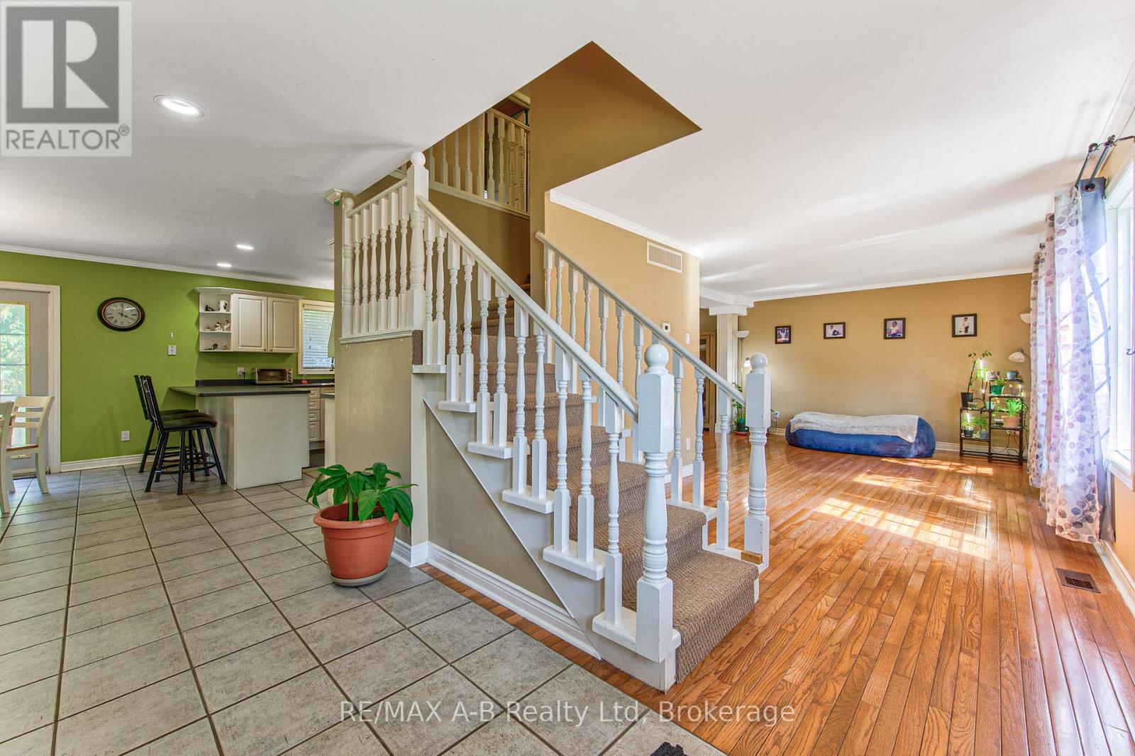 3968 Wilson Street, Perth East, Ontario  N0B 2P0 - Photo 5 - X13410370