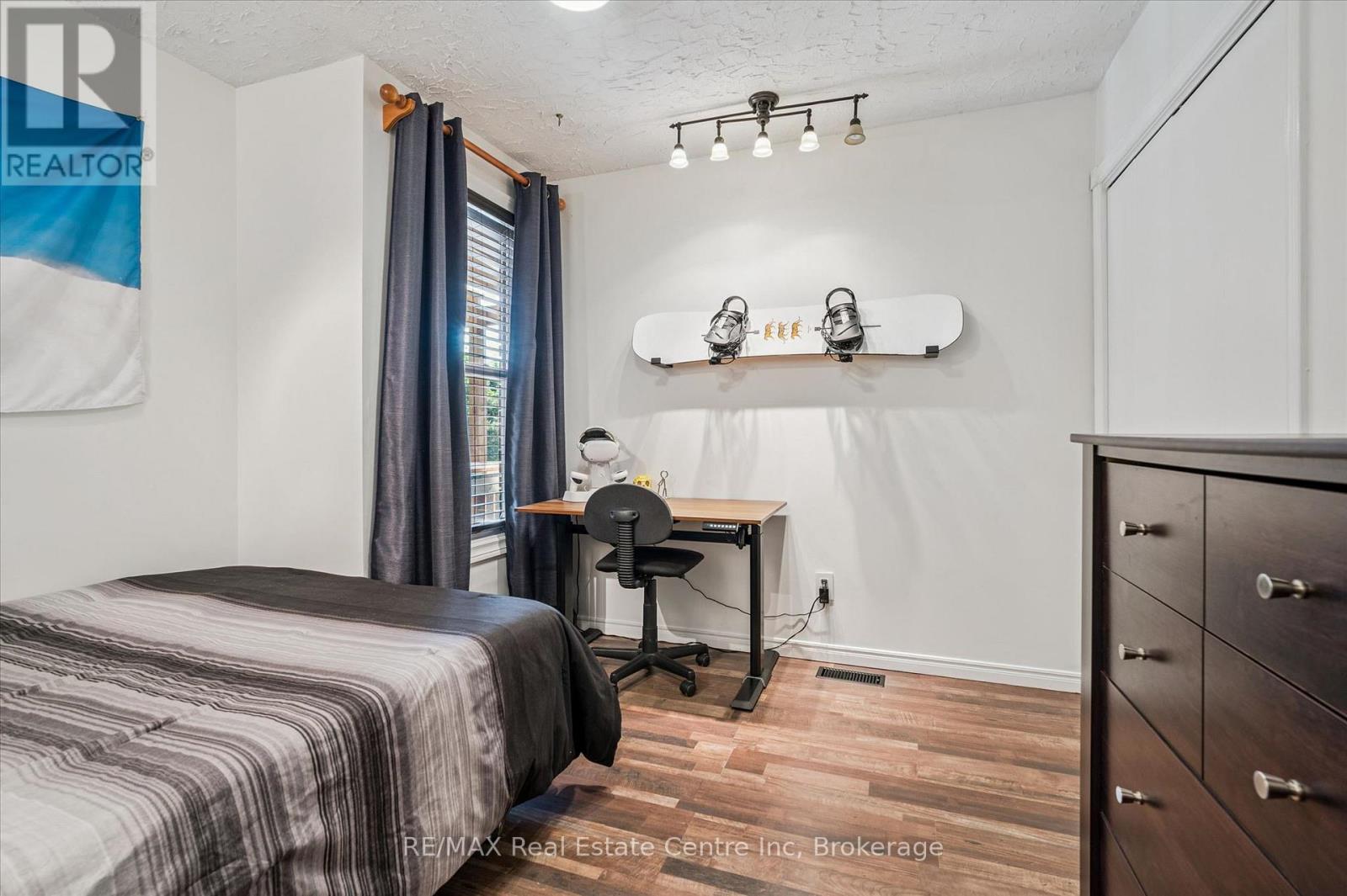 289 Garafraxa Street E, Centre Wellington, Ontario  N1M 1E2 - Photo 23 - X13410580