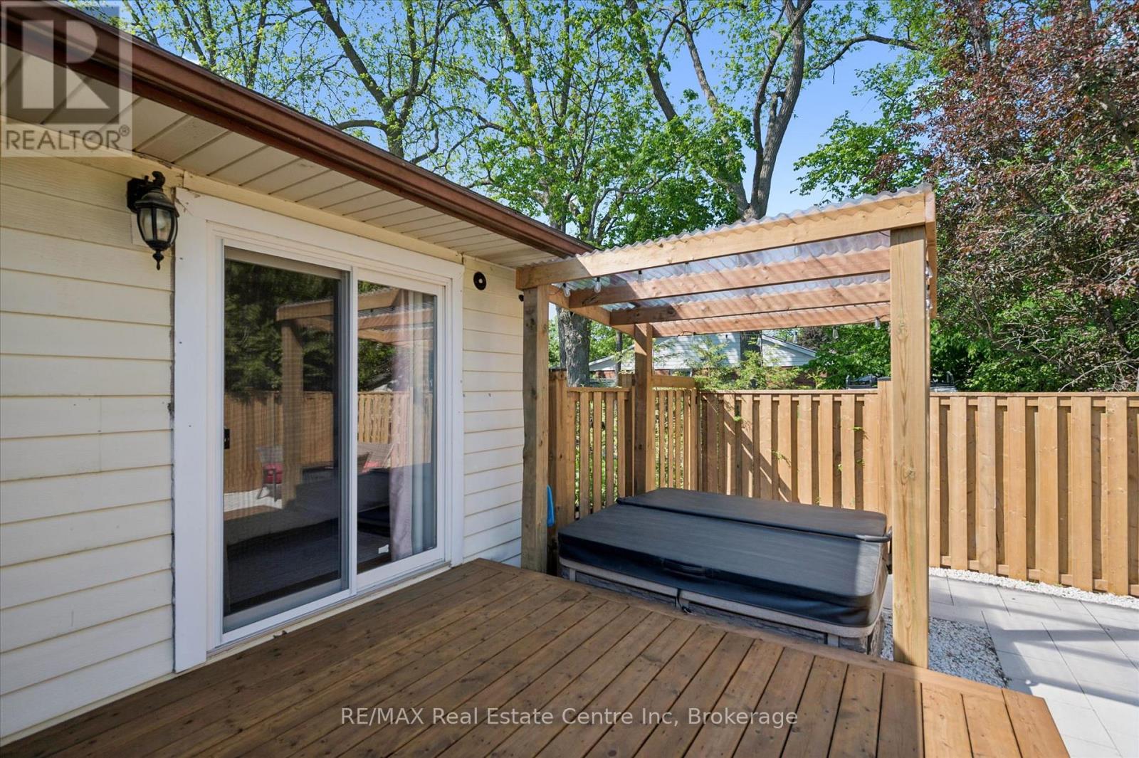 289 Garafraxa Street E, Centre Wellington, Ontario  N1M 1E2 - Photo 37 - X13410580