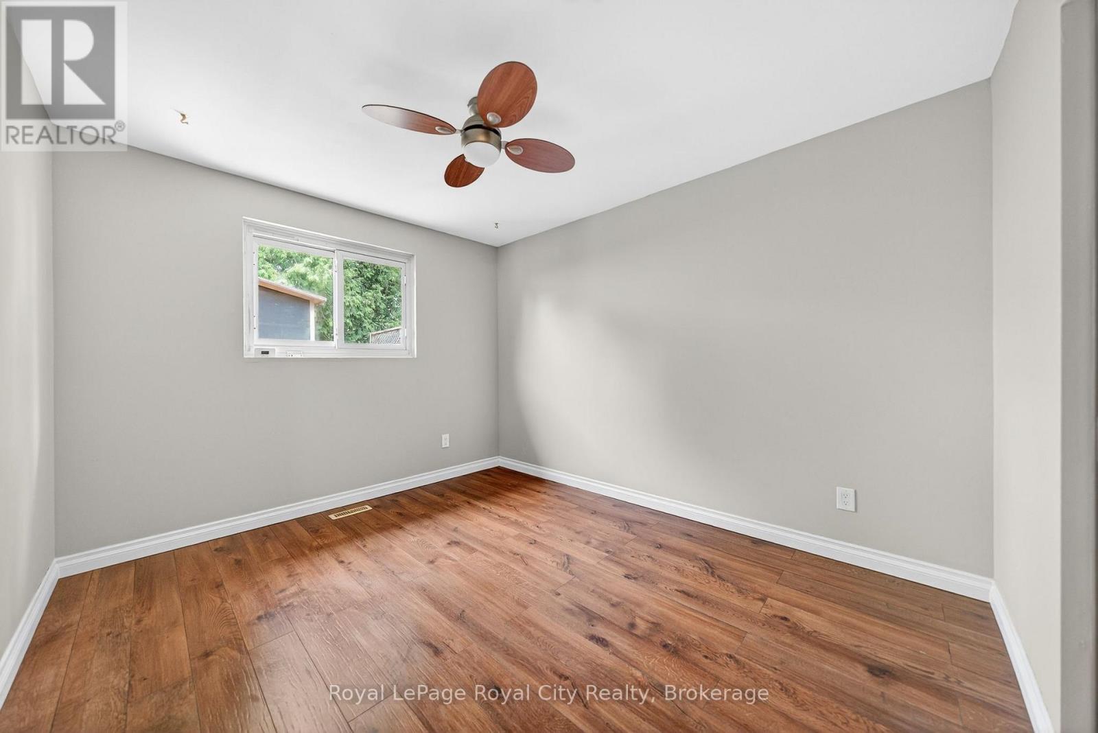 35 Eastview Road, Guelph, Ontario  N1E 6J7 - Photo 11 - X13410940