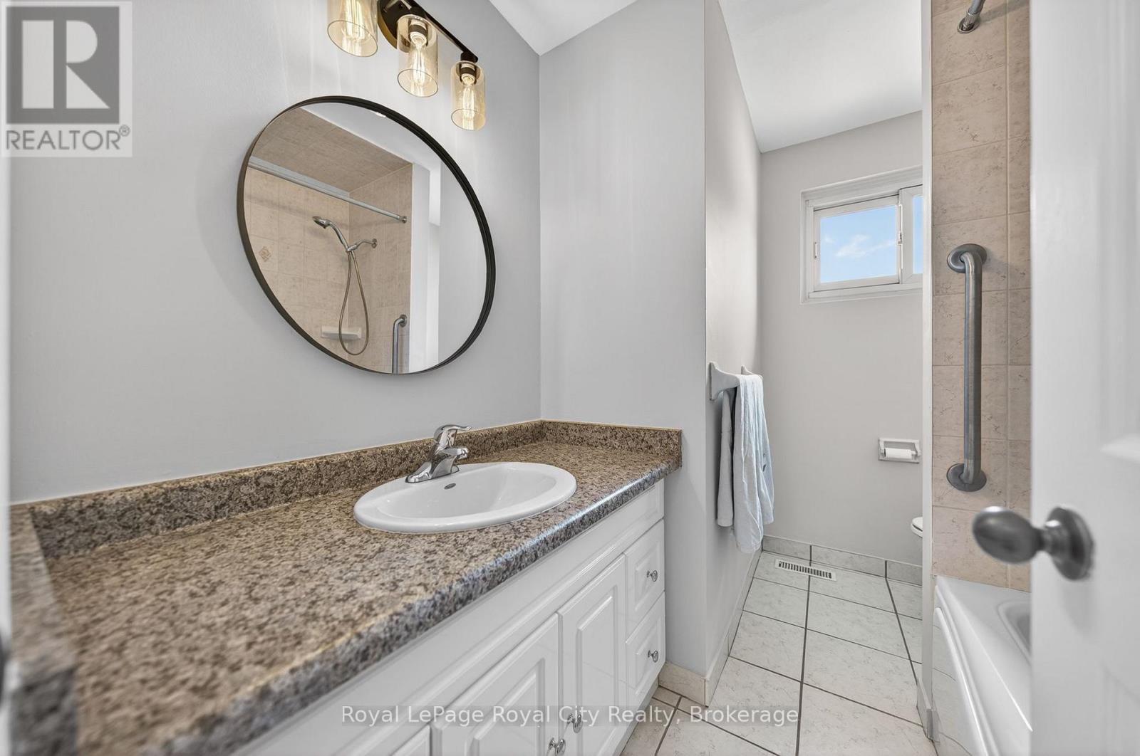 35 Eastview Road, Guelph, Ontario  N1E 6J7 - Photo 13 - X13410940