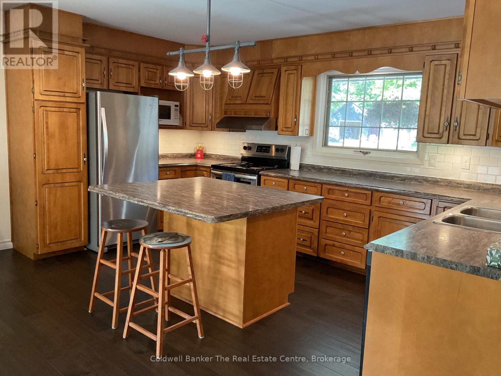 815 Muskoka Road N, Gravenhurst, Ontario  P1P 1C2 - Photo 12 - X13410972