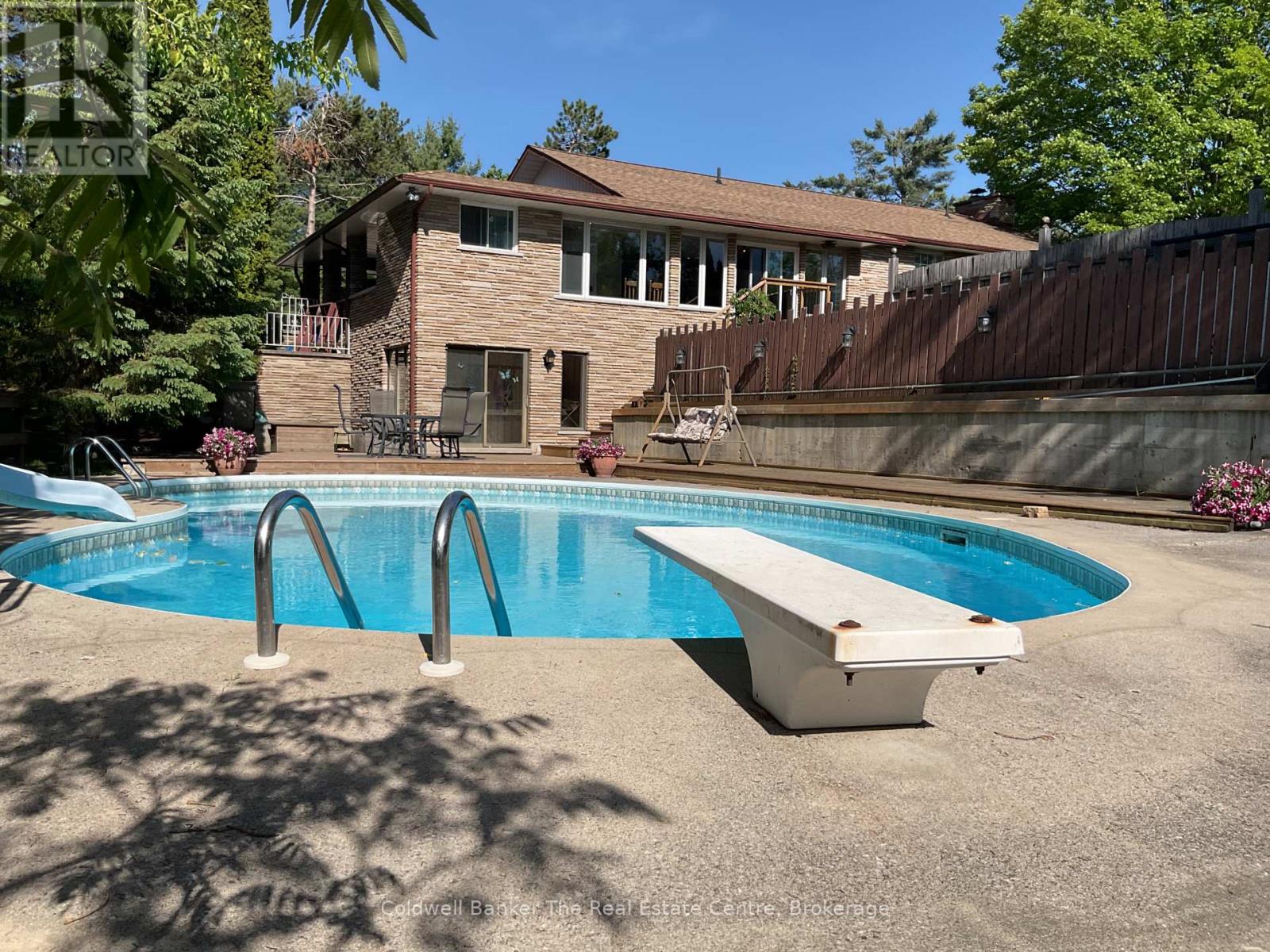 815 Muskoka Road N, Gravenhurst, Ontario  P1P 1C2 - Photo 5 - X13410972