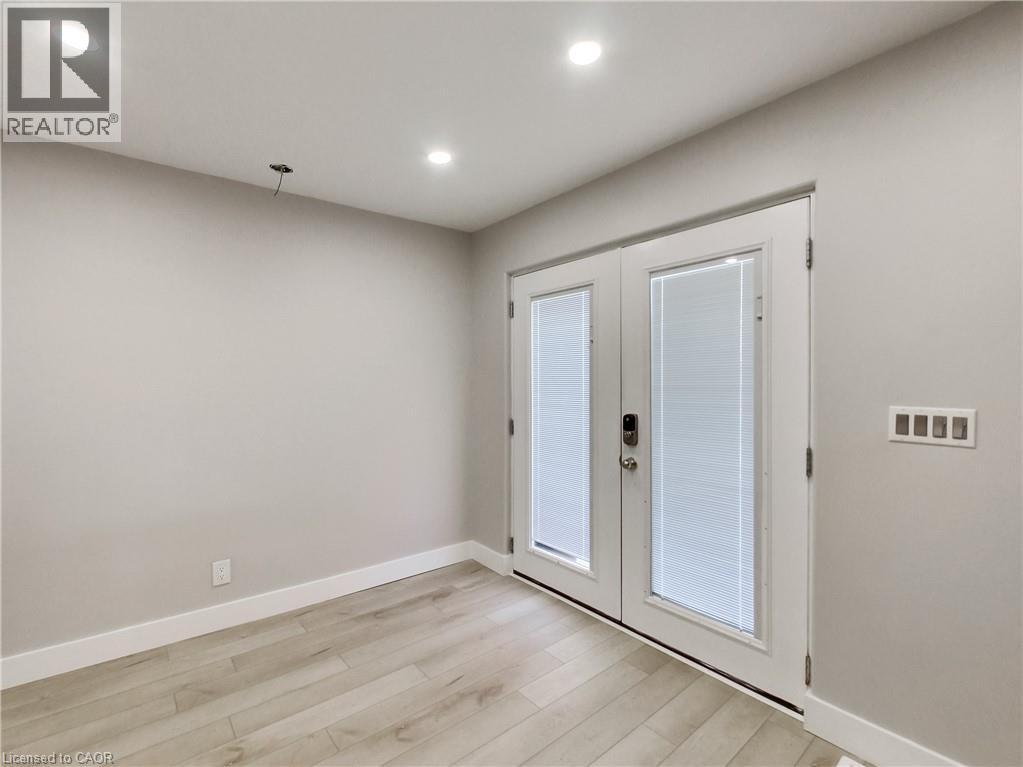 229 Parkdale Avenue N, Hamilton, Ontario  L8H 5X4 - Photo 31 - 40837478