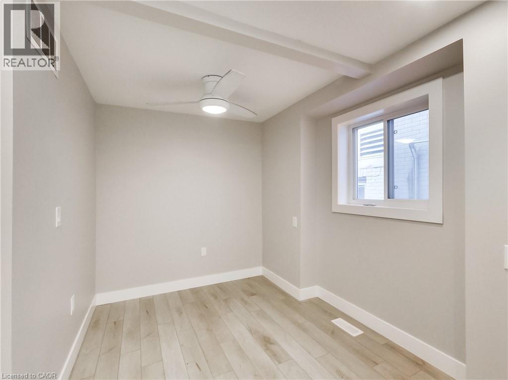 229 Parkdale Avenue N, Hamilton, Ontario  L8H 5X4 - Photo 33 - 40837478