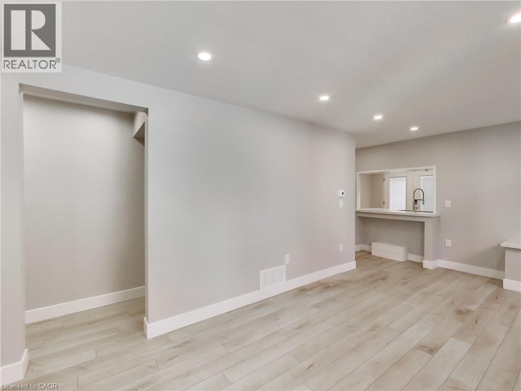 229 Parkdale Avenue N, Hamilton, Ontario  L8H 5X4 - Photo 39 - 40837478