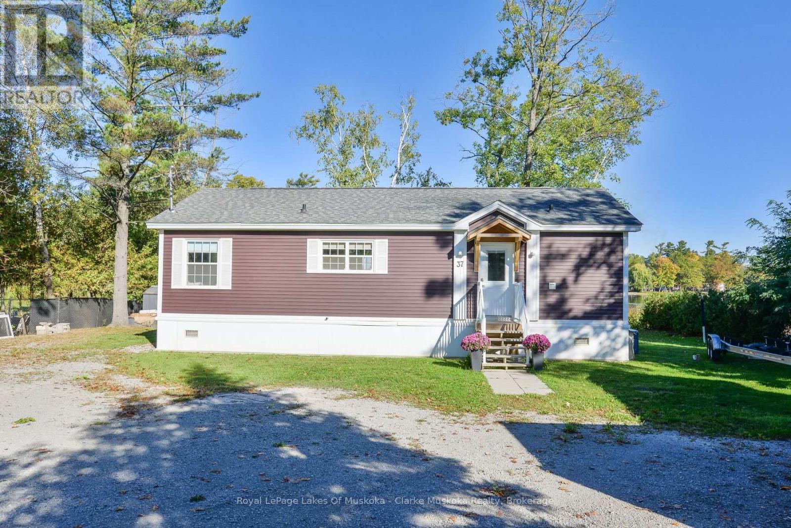 37 Mintens Lane, Georgian Bay, Ontario  L0K 1S0 - Photo 3 - X13411136
