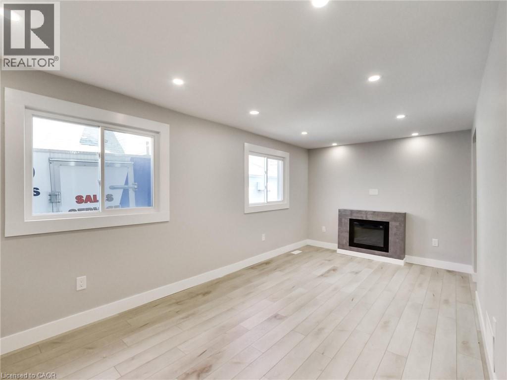 229 Parkdale Avenue N, Hamilton, Ontario  L8H 5X4 - Photo 16 - 40837485