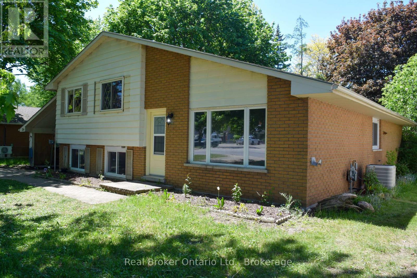 354 Goderich Street, Saugeen Shores, Ontario  N0H 2C1 - Photo 3 - X13411282