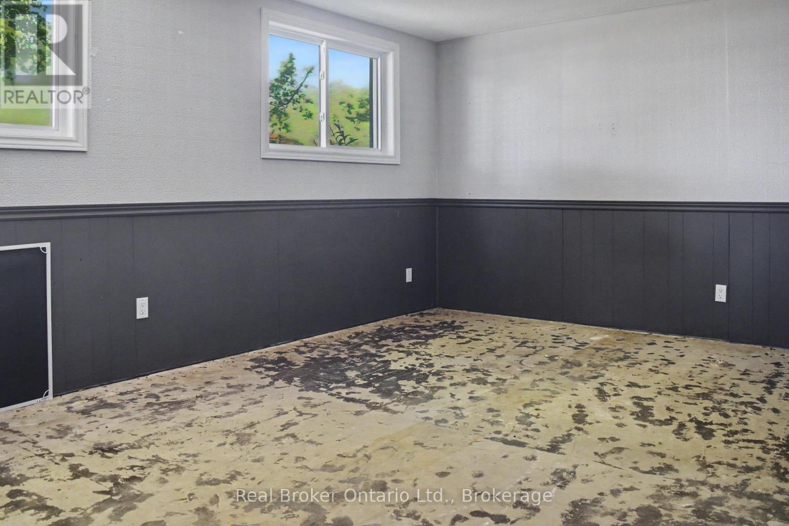 354 Goderich Street, Saugeen Shores, Ontario  N0H 2C1 - Photo 34 - X13411282
