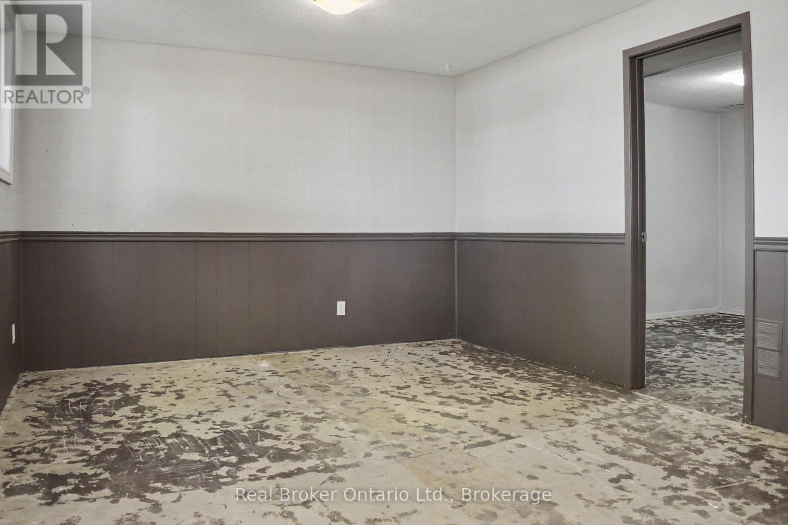 354 Goderich Street, Saugeen Shores, Ontario  N0H 2C1 - Photo 39 - X13411282