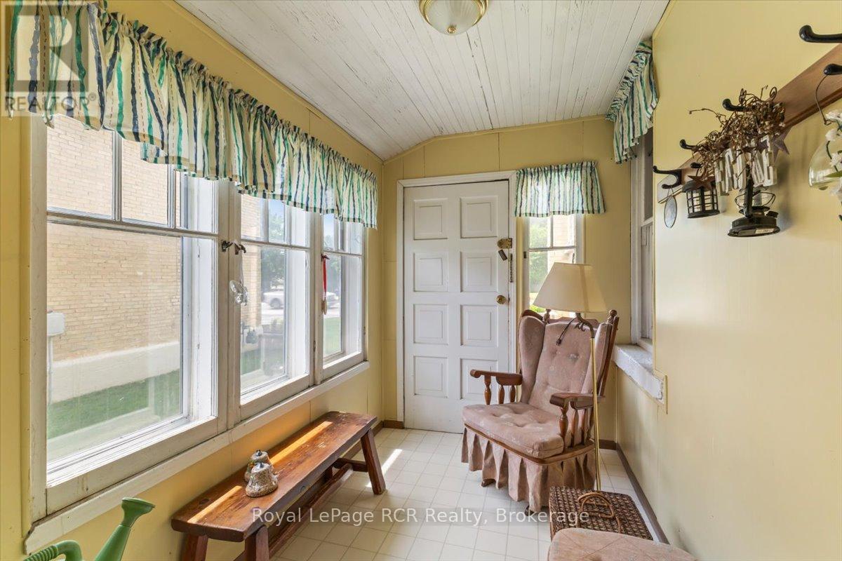 865 7th Avenue, Hanover, Ontario  N4N 2K3 - Photo 6 - X13411316