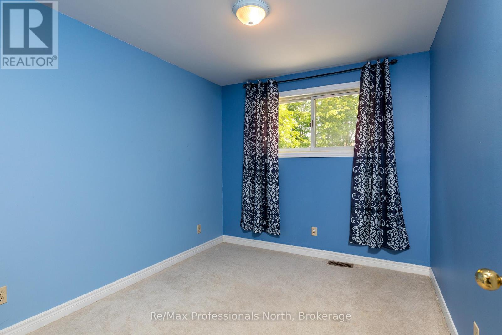 340 James Street W, Gravenhurst, Ontario  P1P 1J7 - Photo 19 - X13411430