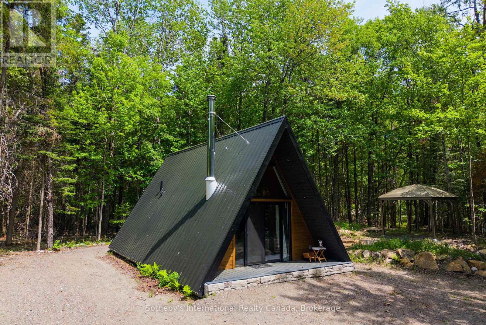 1315 North Drive, Dysart Et Al, Ontario  K0M 1S0 - Photo 15 - X13411510
