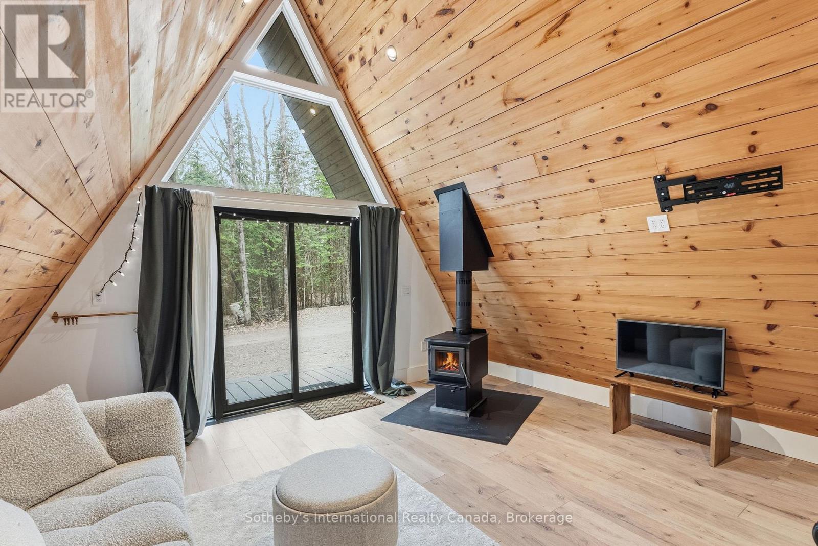 1315 North Drive, Dysart Et Al, Ontario  K0M 1S0 - Photo 18 - X13411510