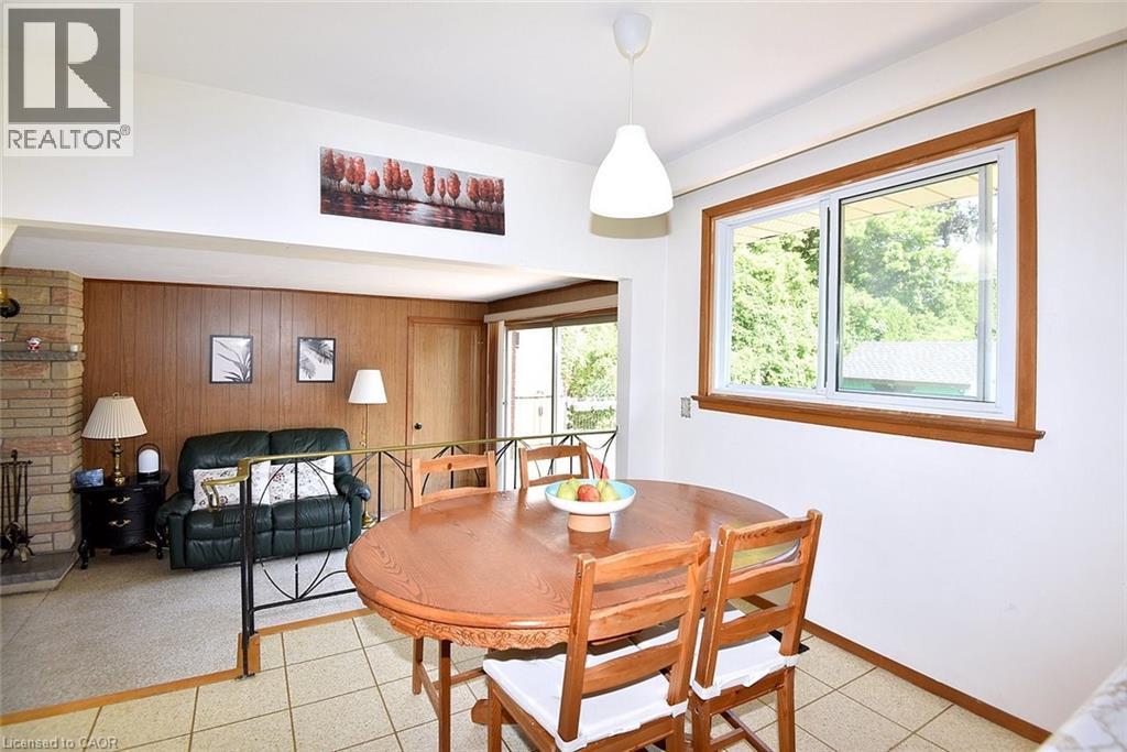 372 Fennell Avenue W, Hamilton, Ontario  L9C 1G4 - Photo 12 - 40837371