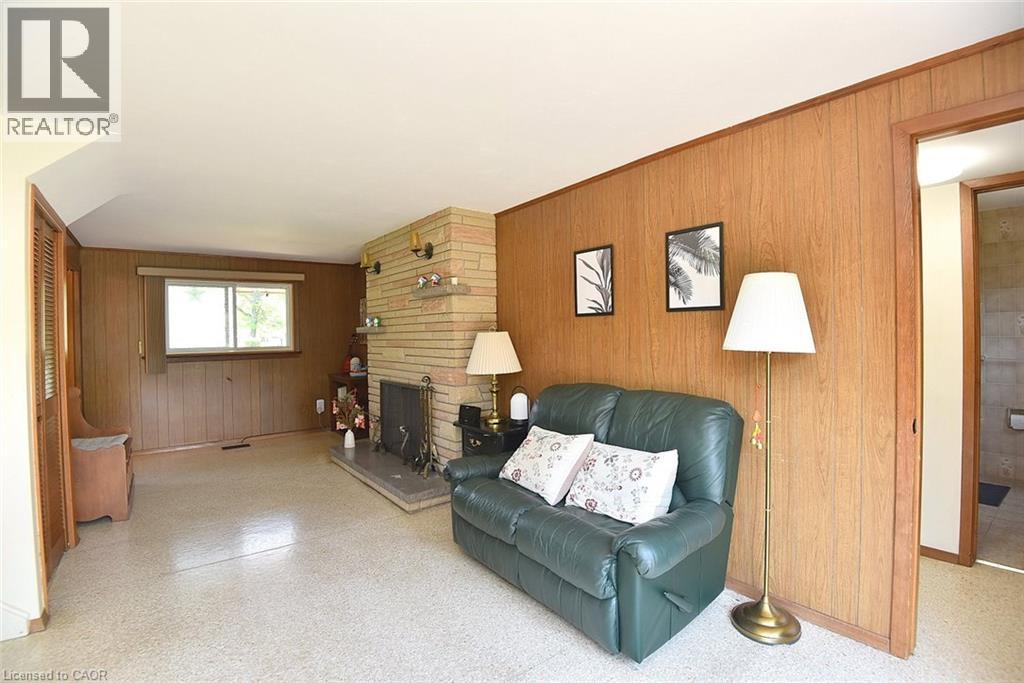 372 Fennell Avenue W, Hamilton, Ontario  L9C 1G4 - Photo 16 - 40837371