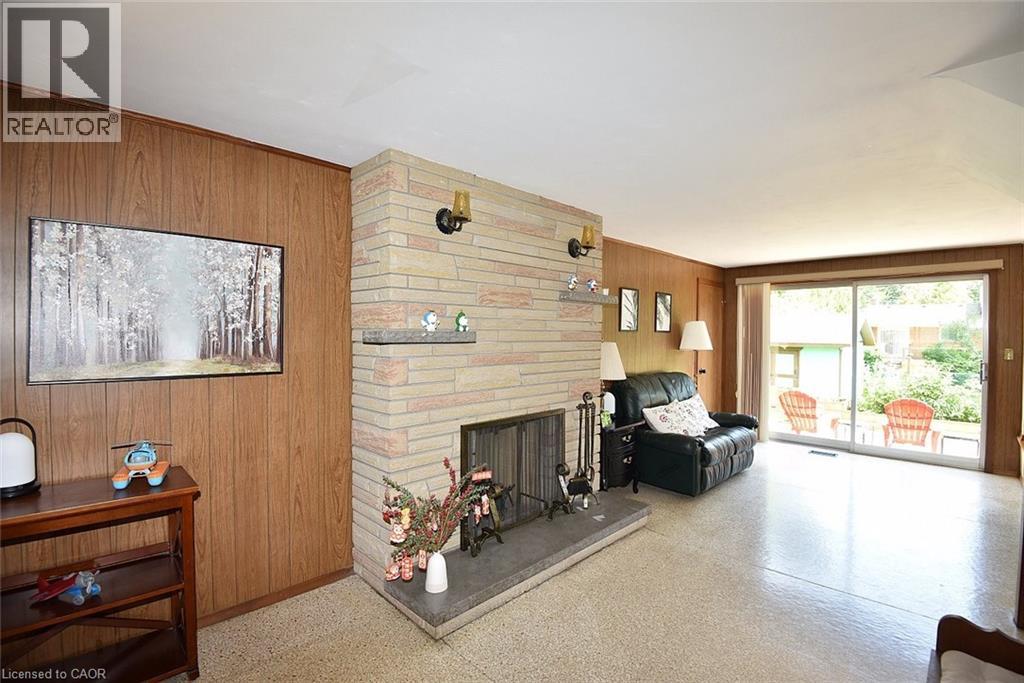 372 Fennell Avenue W, Hamilton, Ontario  L9C 1G4 - Photo 17 - 40837371