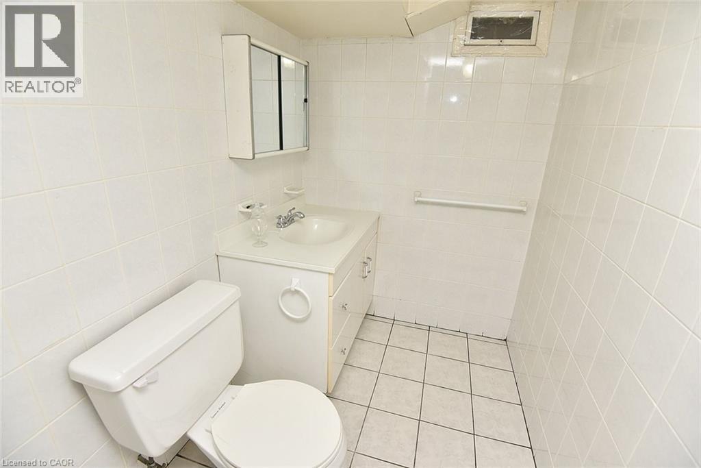 372 Fennell Avenue W, Hamilton, Ontario  L9C 1G4 - Photo 23 - 40837371