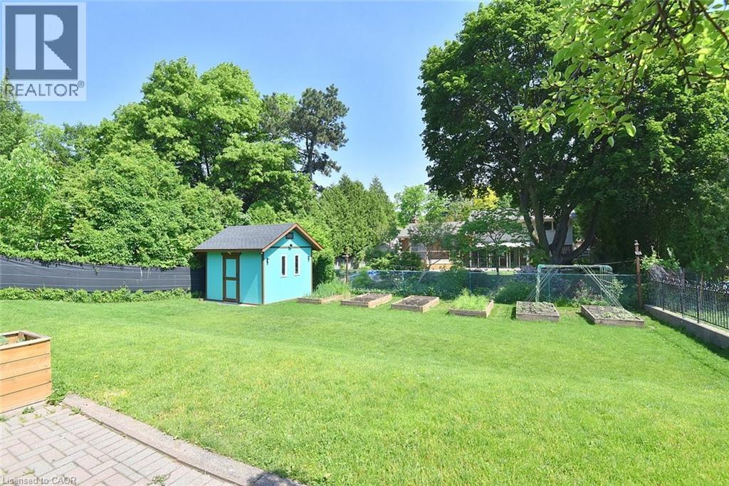 372 Fennell Avenue W, Hamilton, Ontario  L9C 1G4 - Photo 35 - 40837371
