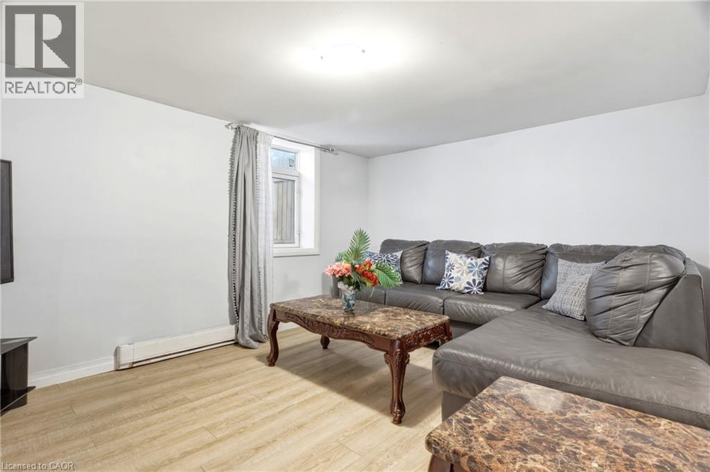 32 Close Avenue, Cambridge, Ontario  N1R 2R6 - Photo 36 - 40834910