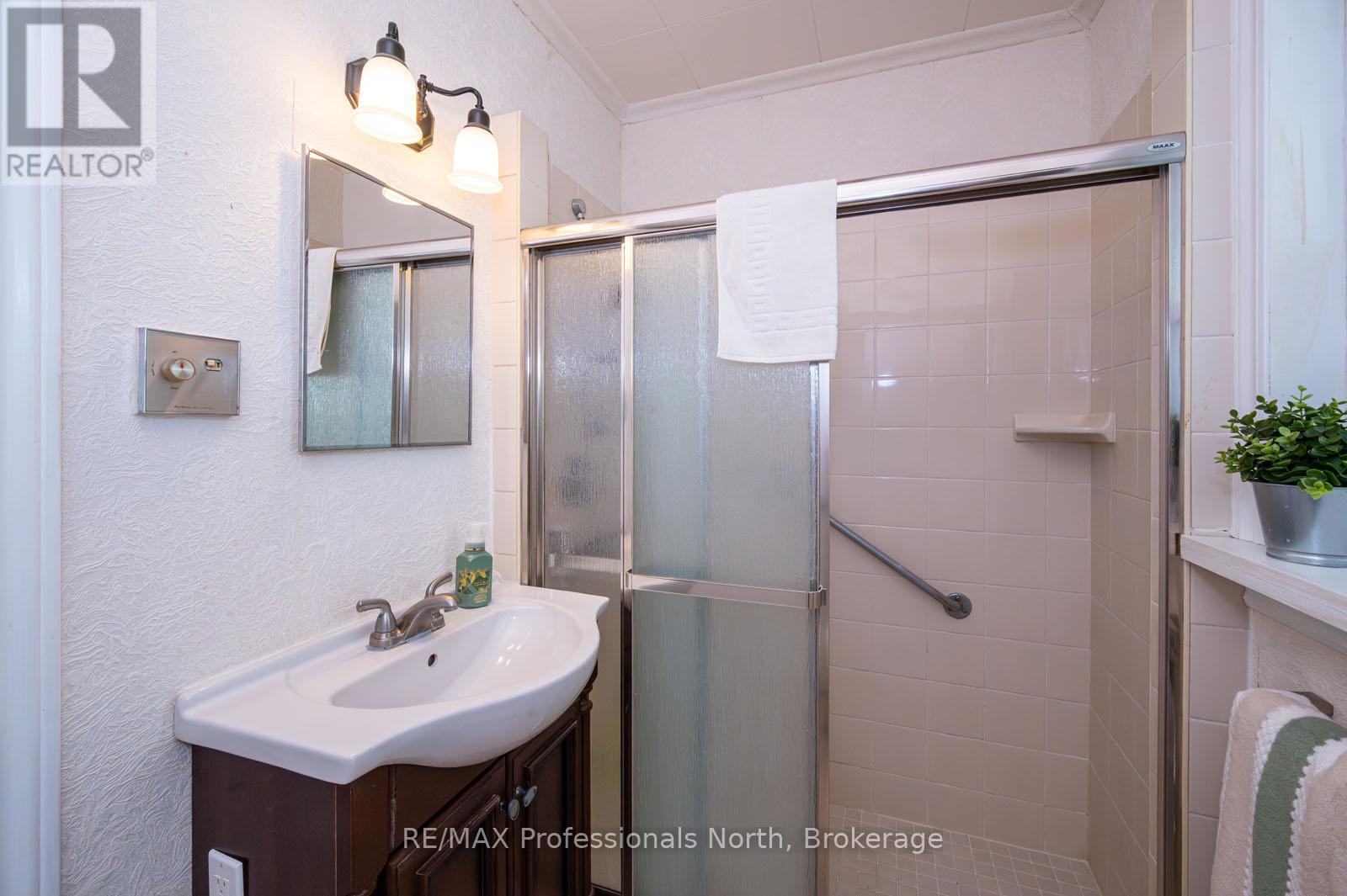 330 Manitoba Street, Bracebridge, Ontario  P1L 2C8 - Photo 17 - X13412596