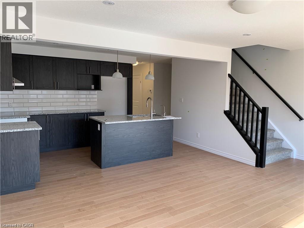 125 Hollybrook Trail, Kitchener, Ontario  N2R 0P1 - Photo 4 - 40837609