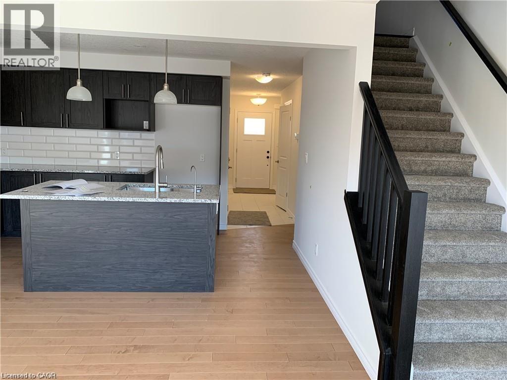 125 Hollybrook Trail, Kitchener, Ontario  N2R 0P1 - Photo 6 - 40837609
