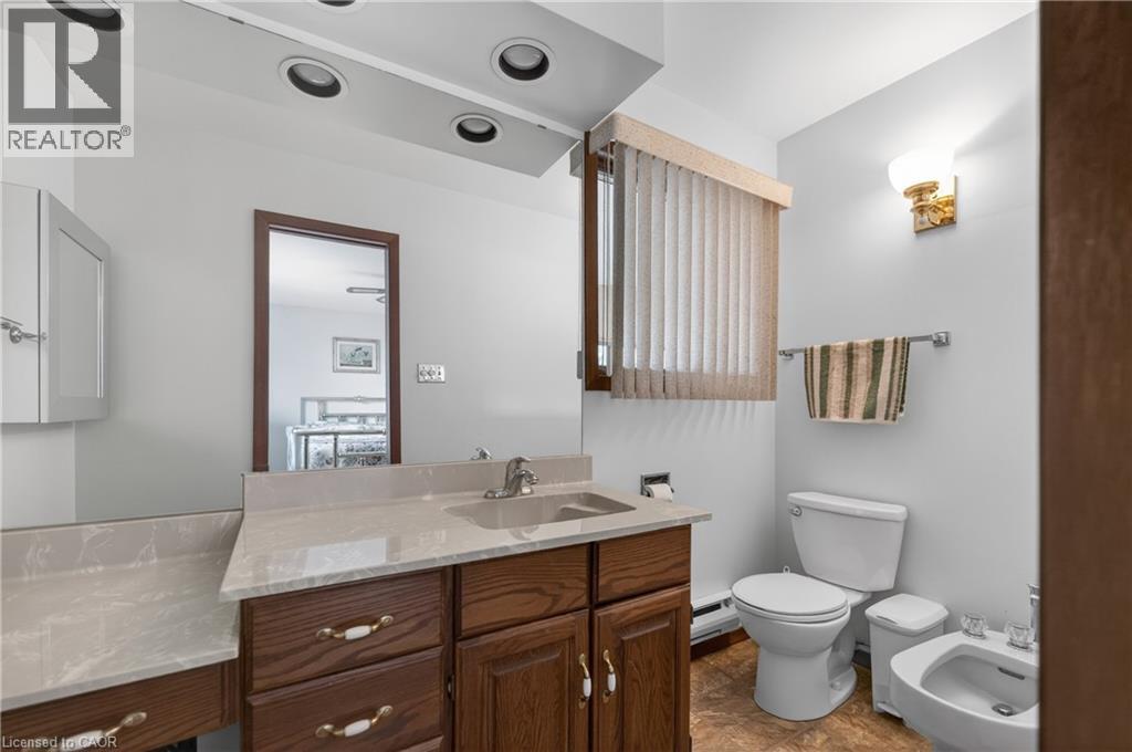 2010 Hansler Street, Pelham, Ontario  L0S 1M0 - Photo 22 - 40837472