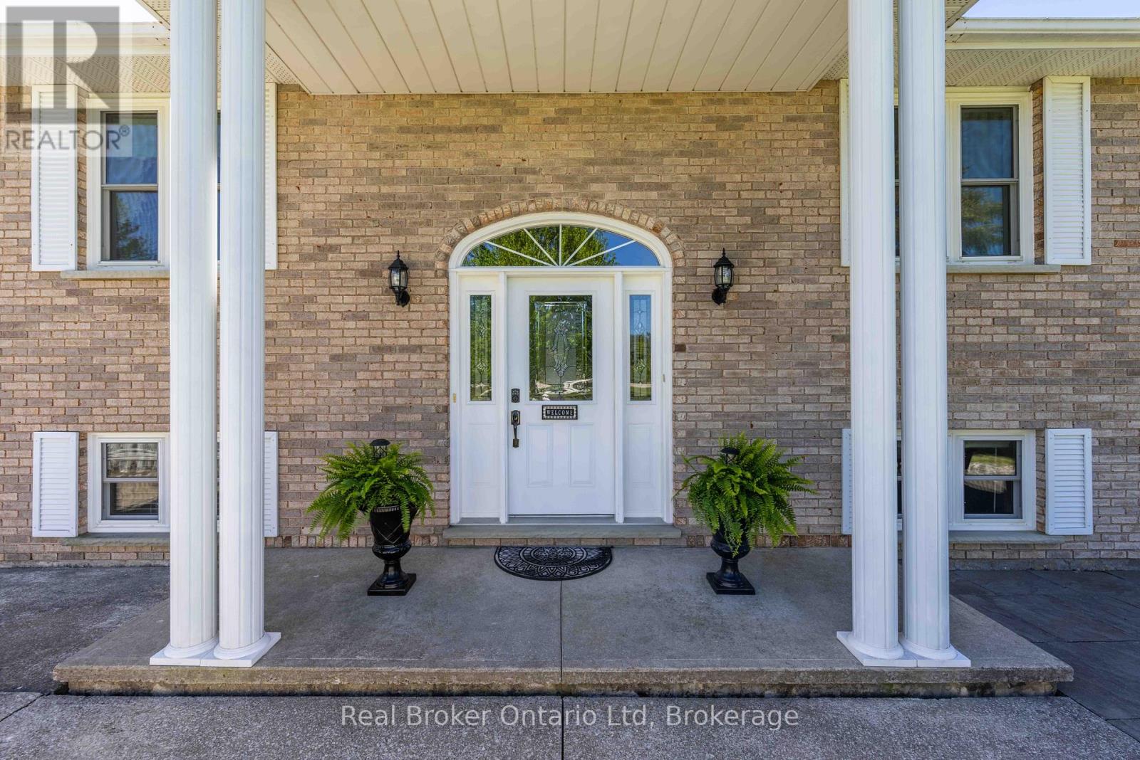 122318 Grey Rd 5, Georgian Bluffs, Ontario  N4K 5N5 - Photo 4 - X13412956