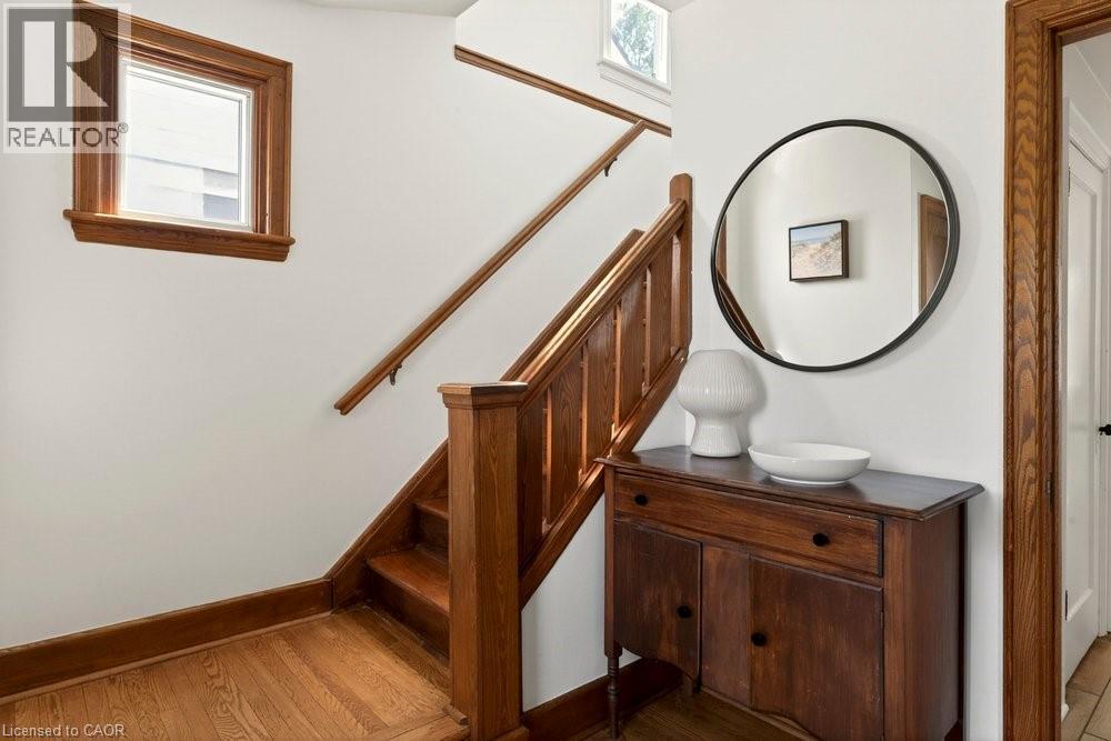 66 Edgemont Street S, Hamilton, Ontario  L8K 2H5 - Photo 7 - 40837540