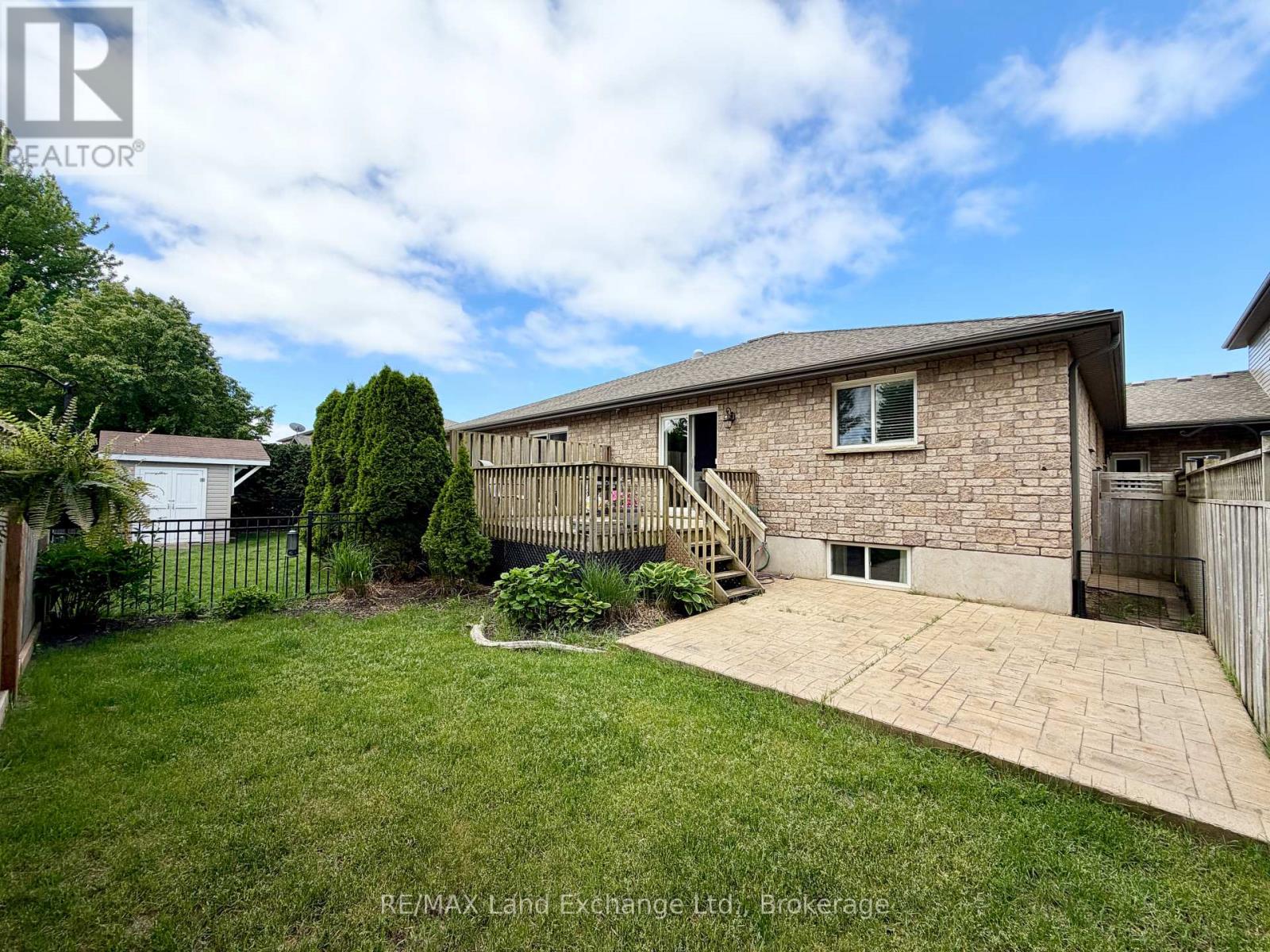 219 Stickel Street, Saugeen Shores, Ontario  N0H 2C1 - Photo 2 - X13413122