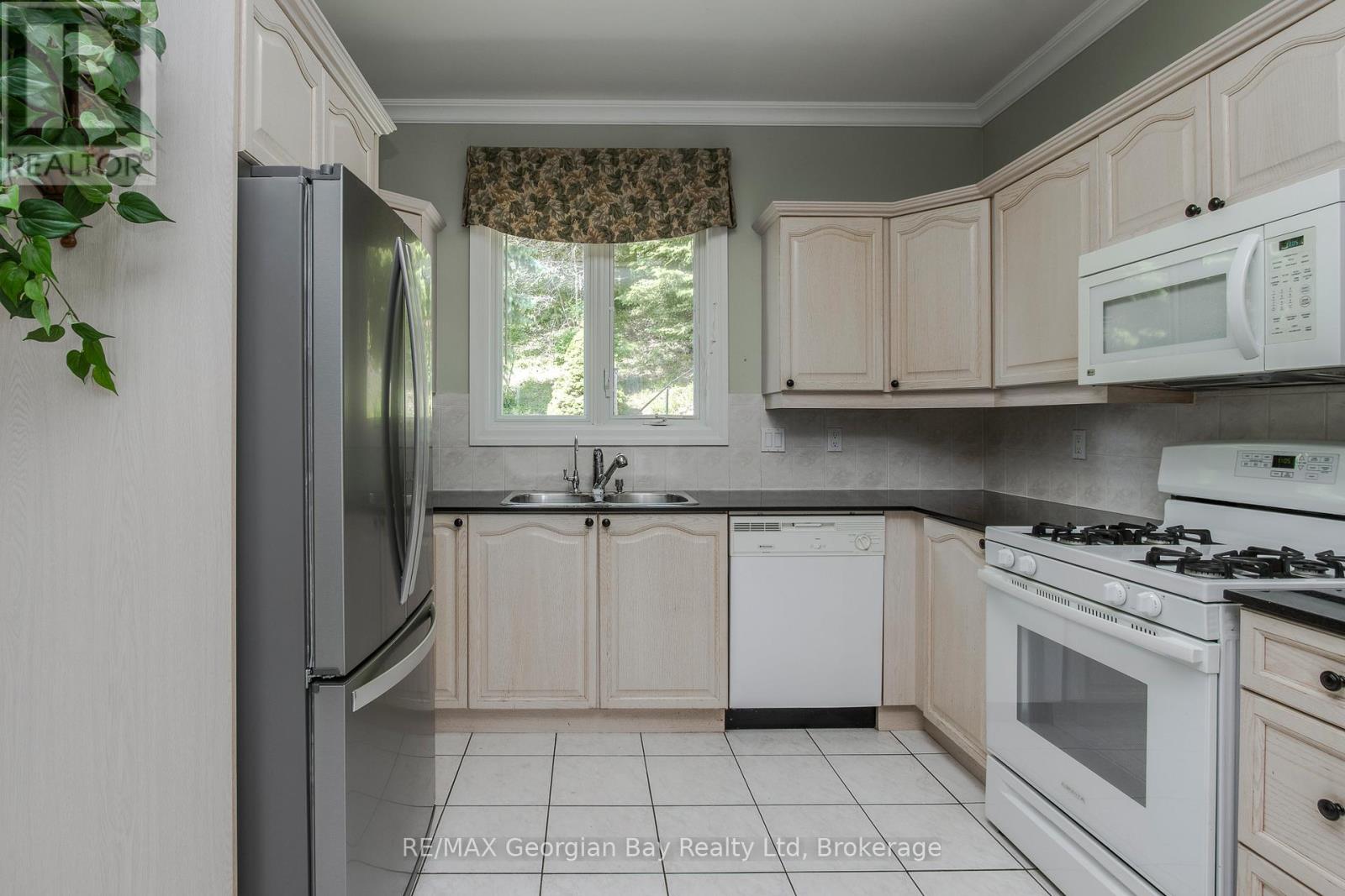 494 Aberdeen Boulevard, Midland, Ontario  L4R 5L9 - Photo 15 - S13413302