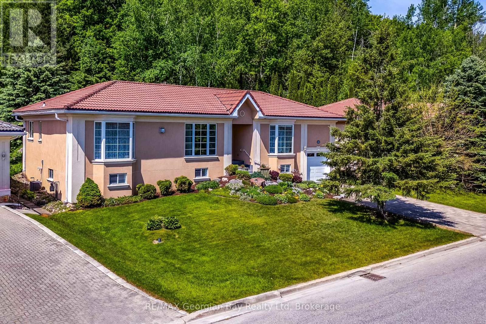 494 Aberdeen Boulevard, Midland, Ontario  L4R 5L9 - Photo 3 - S13413302