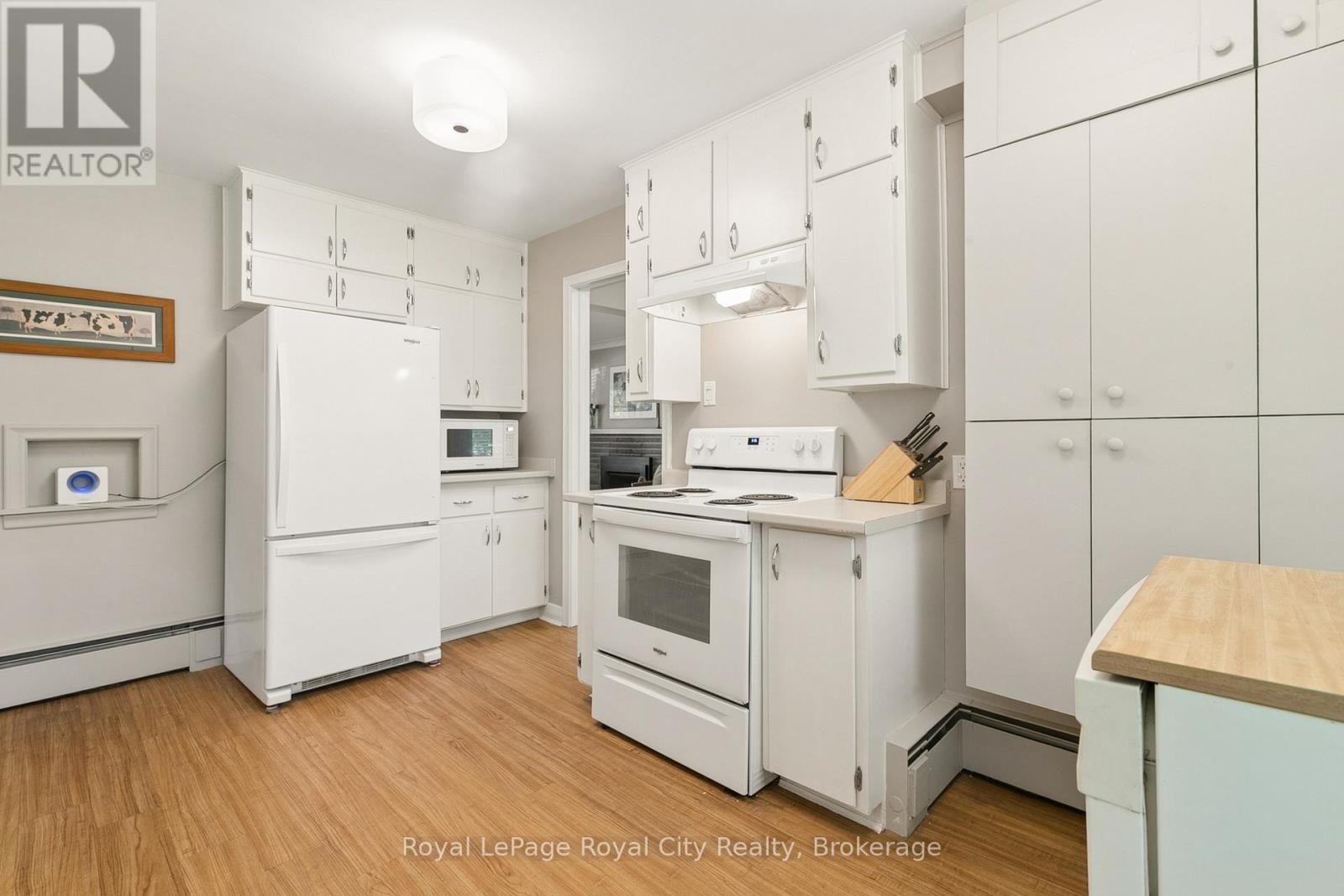 120 Hill Street E, Centre Wellington, Ontario  N1M 1G9 - Photo 17 - X13413320