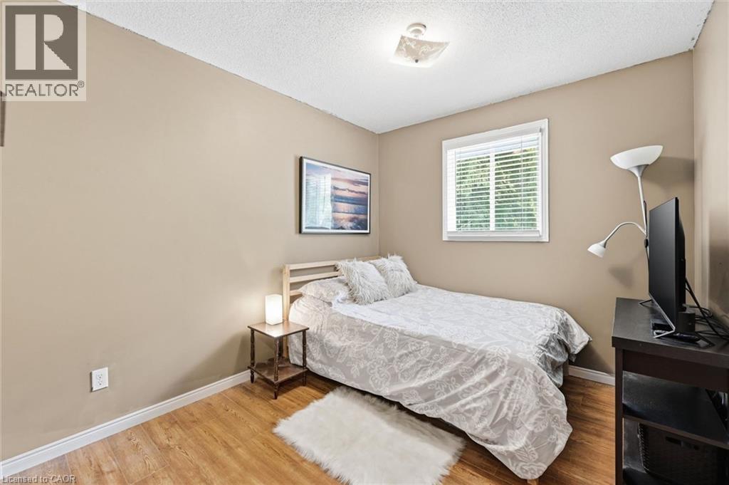 28 Rousseaux Street, Hamilton, Ontario  L9G 2W5 - Photo 17 - 40835755