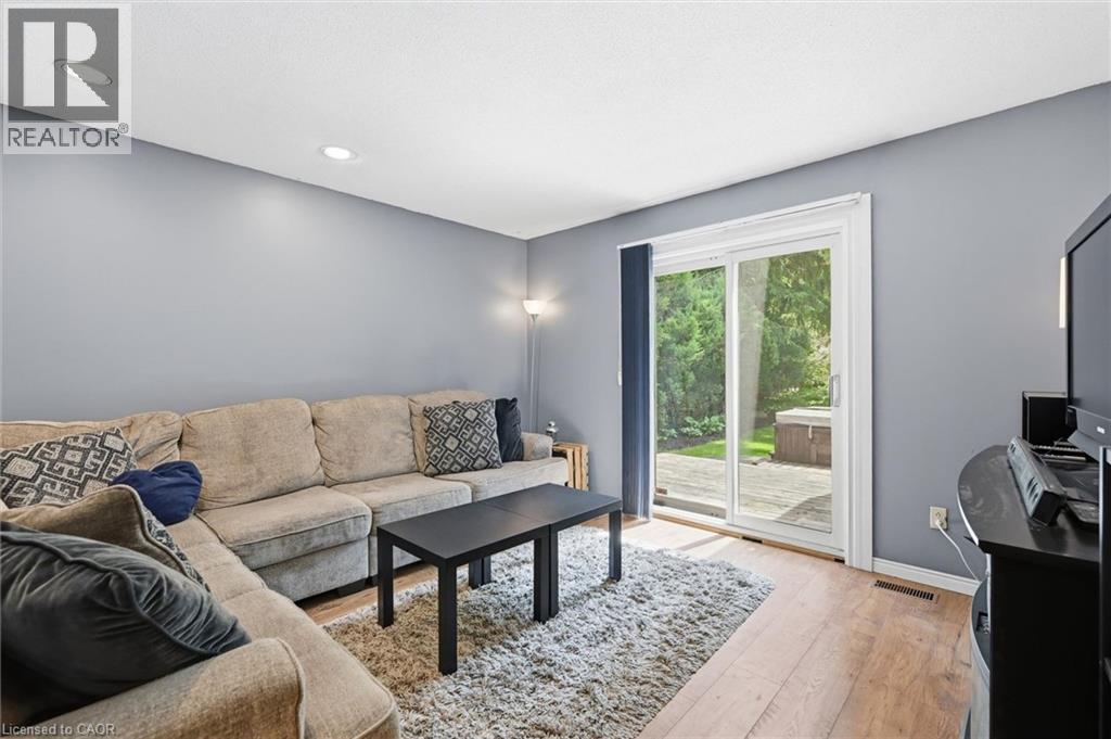 28 Rousseaux Street, Hamilton, Ontario  L9G 2W5 - Photo 38 - 40835755