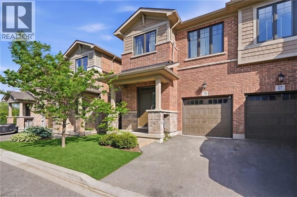 35 Pelican Lane, Hamilton, Ontario  L8K 0A4 - Photo 2 - 40835564