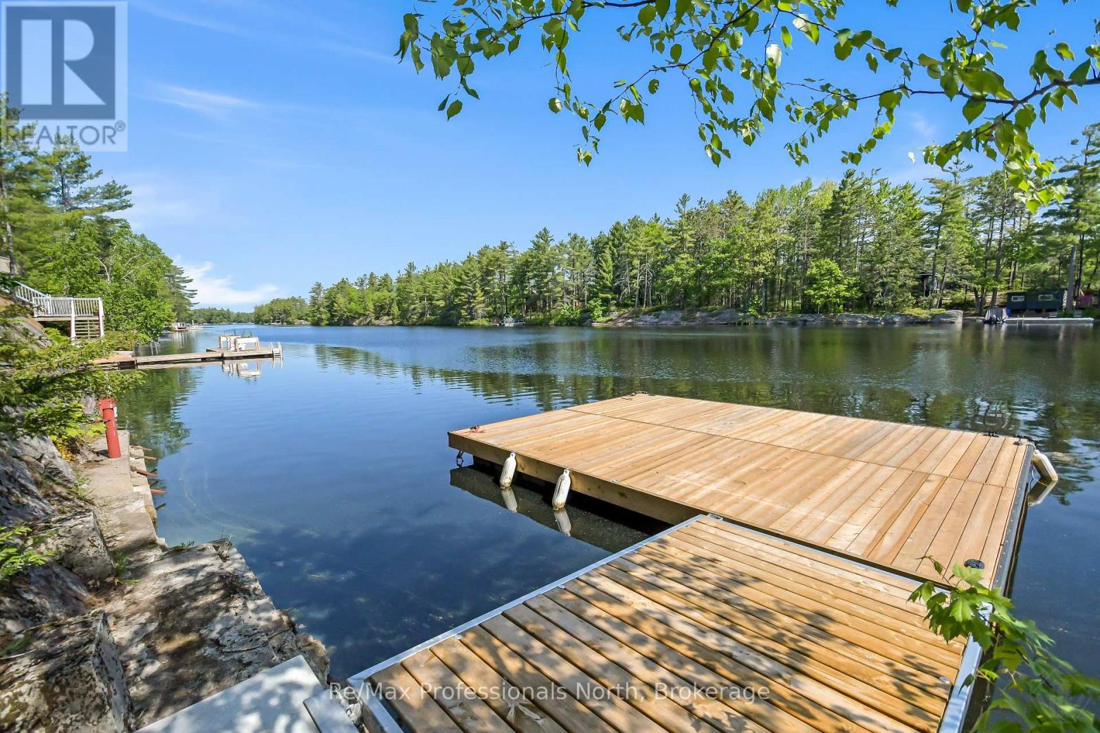 5 Pinetree Road, Gravenhurst, Ontario  P1P 0E2 - Photo 2 - X13413712