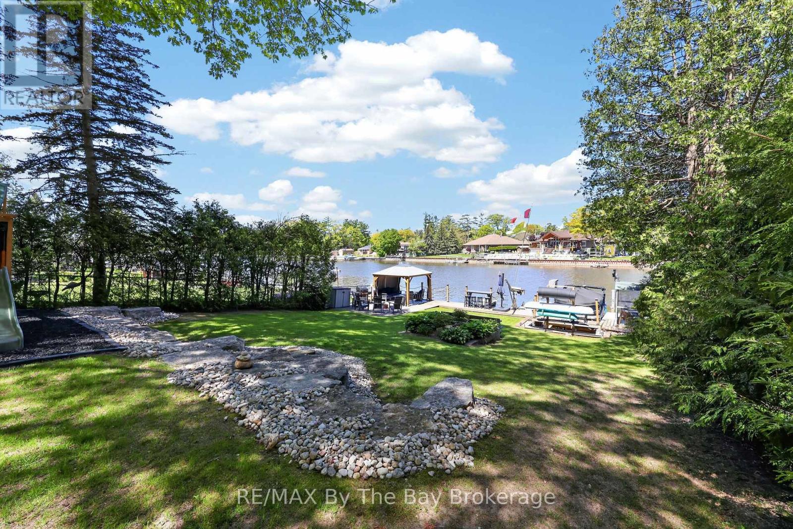 1416 River Road W, Wasaga Beach, Ontario  L9Z 2W5 - Photo 2 - S13413854