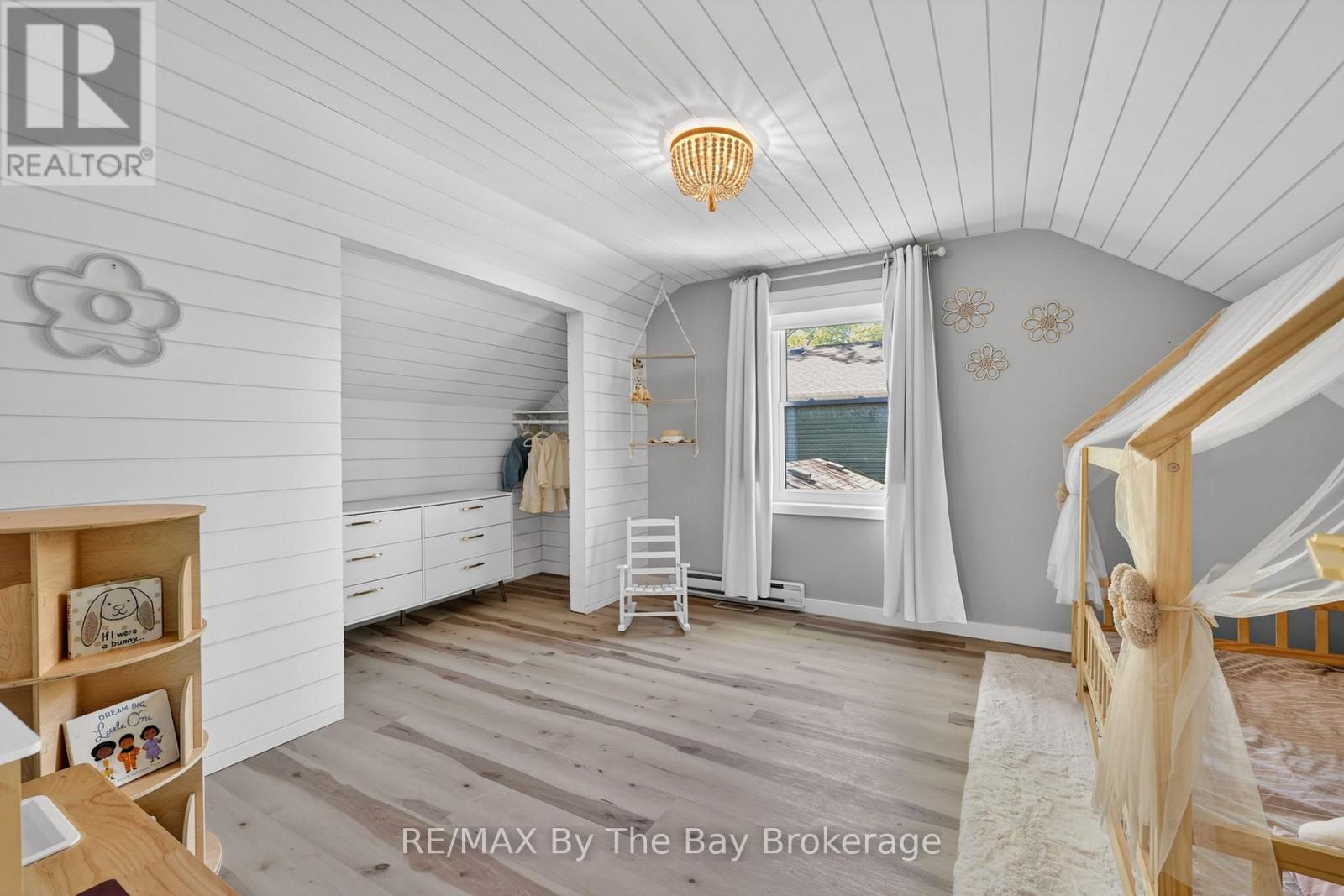 1416 River Road W, Wasaga Beach, Ontario  L9Z 2W5 - Photo 25 - S13413854