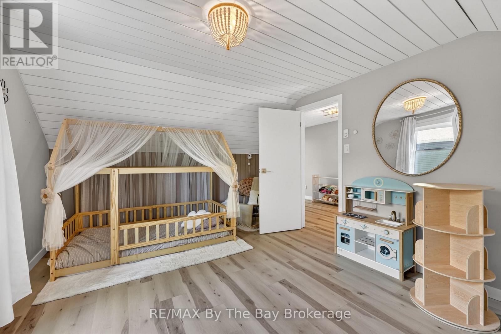 1416 River Road W, Wasaga Beach, Ontario  L9Z 2W5 - Photo 26 - S13413854