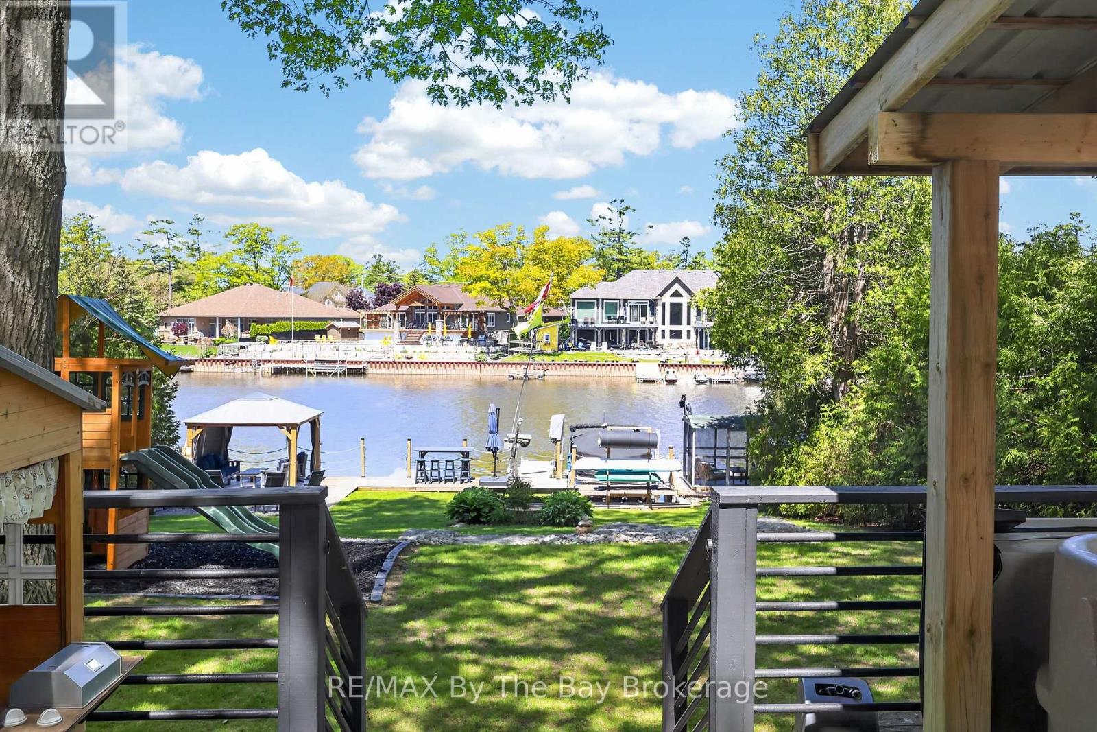 1416 River Road W, Wasaga Beach, Ontario  L9Z 2W5 - Photo 34 - S13413854